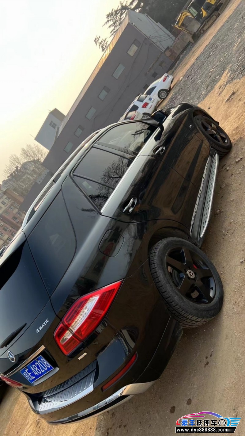 12年奔驰MLSUV抵押车出售