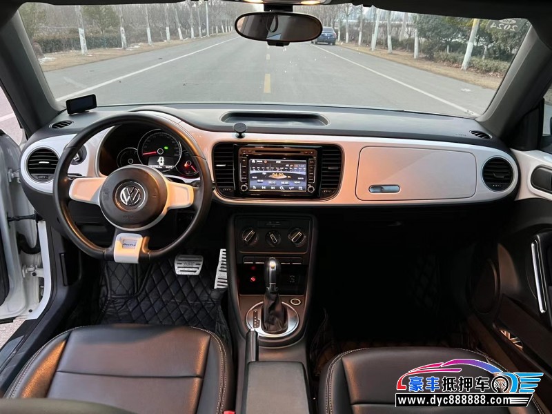 14年大众甲壳虫轿车抵押车出售