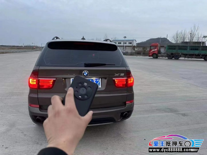 13年宝马X5SUV抵押车出售