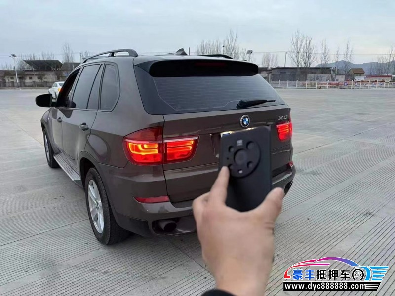 13年宝马X5SUV抵押车出售