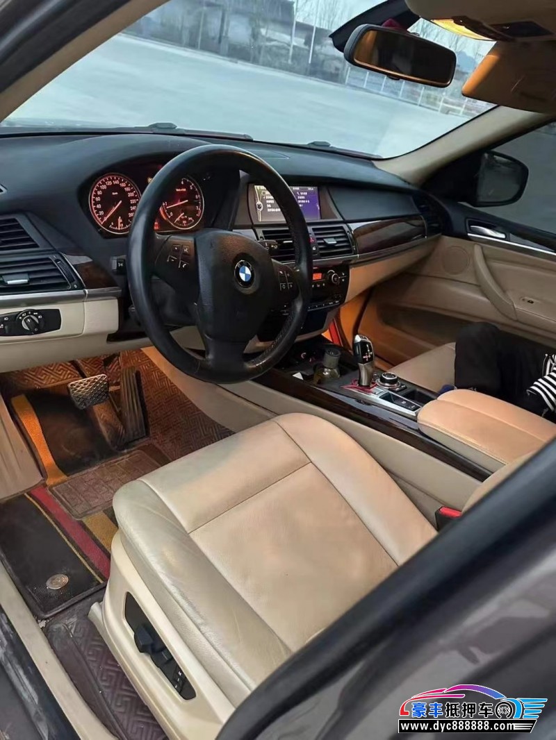 13年宝马X5SUV抵押车出售