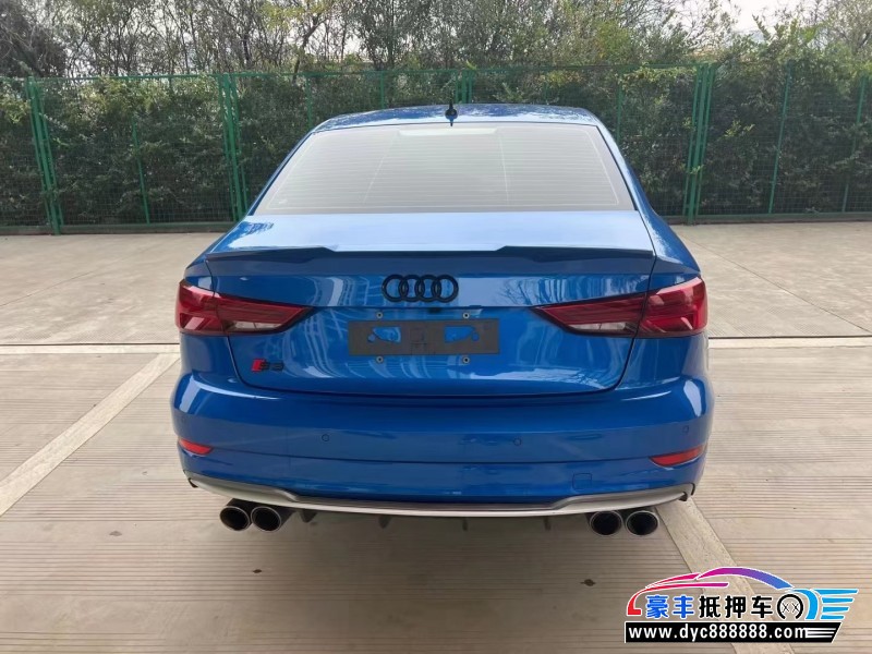 20年奥迪A3轿车抵押车出售