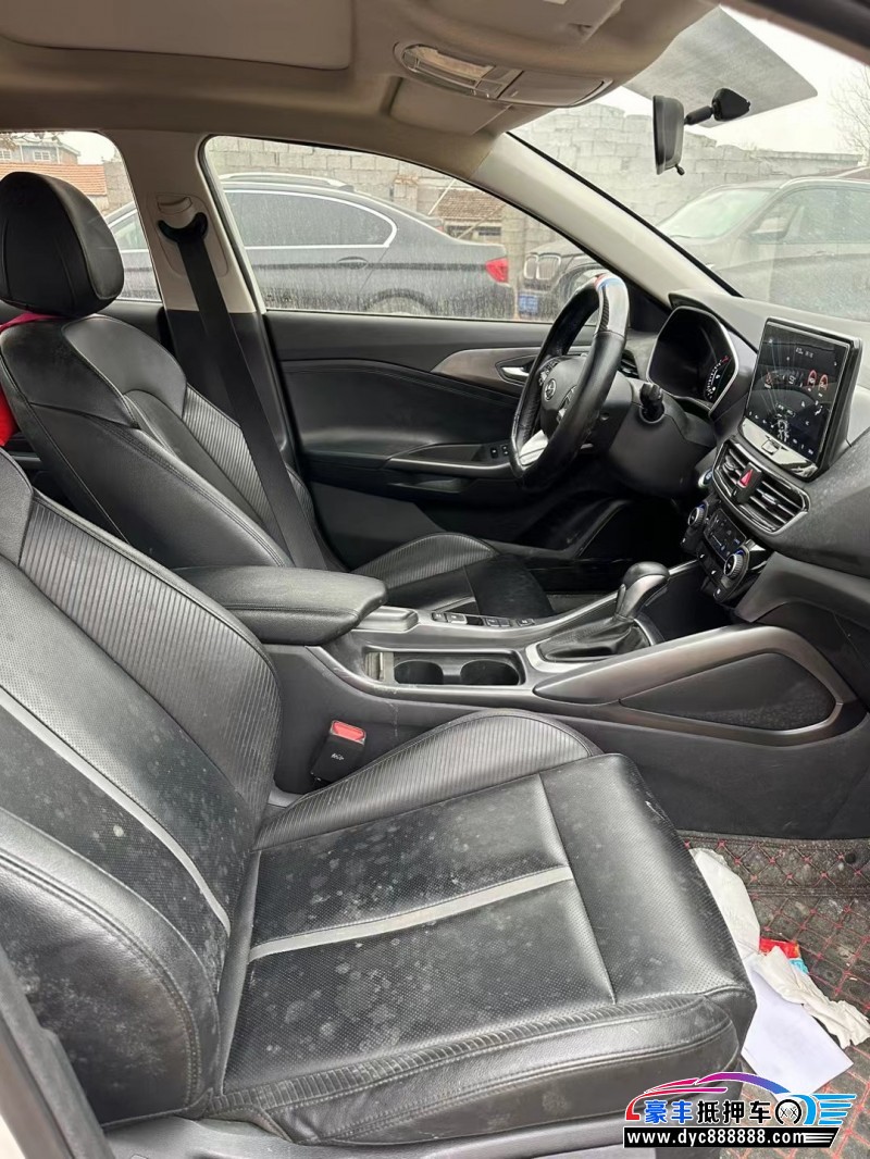 19年现代菲斯塔轿车抵押车出售