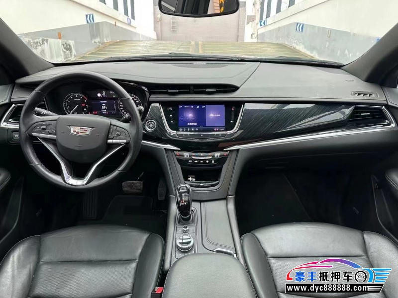 20年凯迪拉克xt6轿车抵押车出售