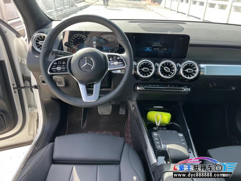 20年奔驰GLB轿车抵押车出售