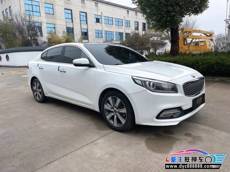 17年起亚K4轿车抵押车出售