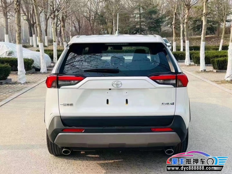 22年丰田RAV4荣放轿车抵押车出售