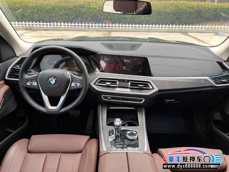 21年宝马X5SUV抵押车出售