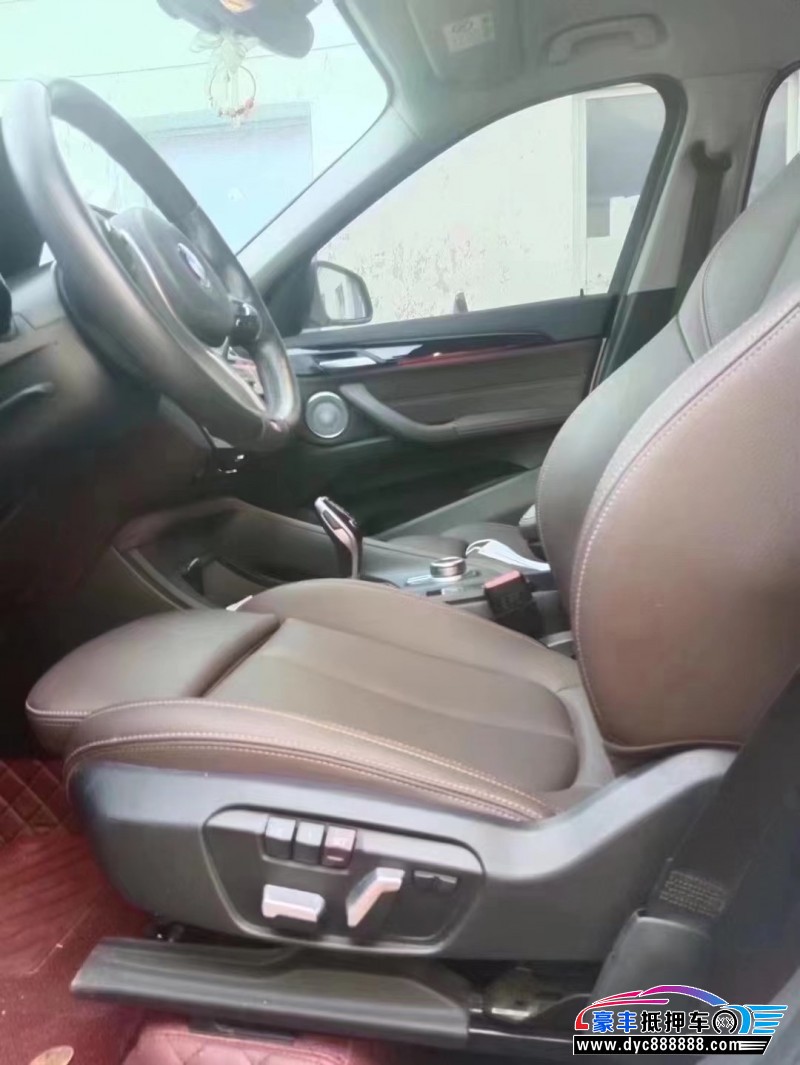 21年宝马X1轿车抵押车出售