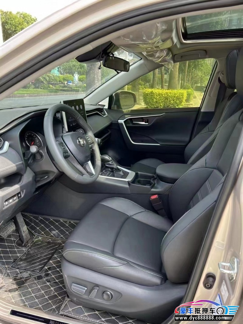 21年丰田威兰达SUV抵押车出售