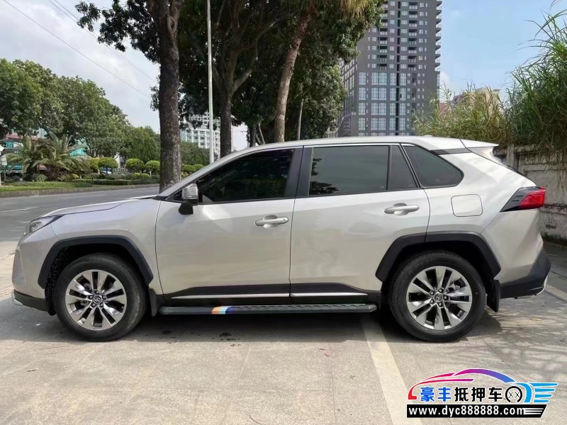 21年丰田威兰达SUV抵押车出售