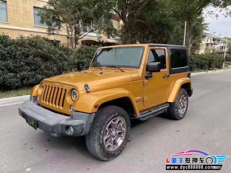 15年Jeep牧马人轿车抵押车出售