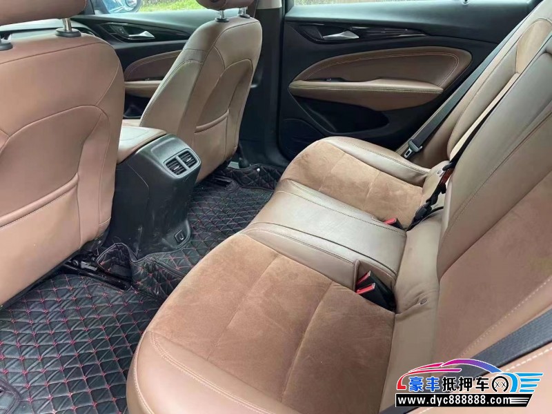 18年别克君威轿车抵押车出售