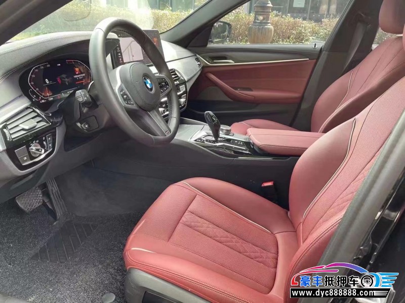 21年宝马5系轿车抵押车出售