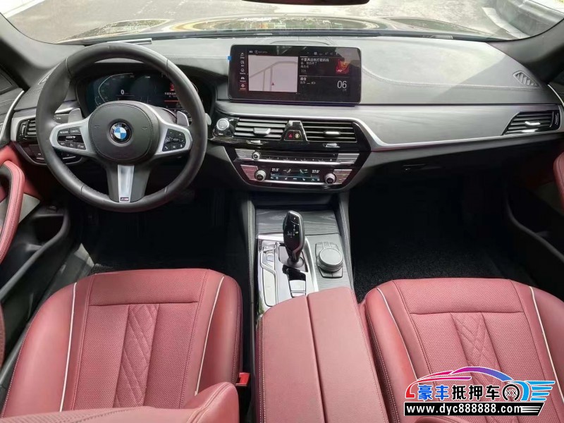 21年宝马5系轿车抵押车出售