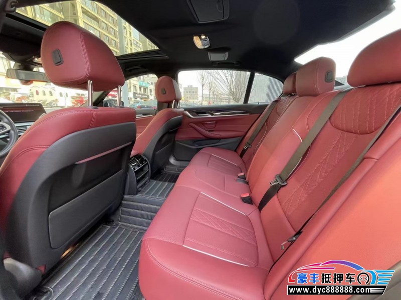 21年宝马5系轿车抵押车出售