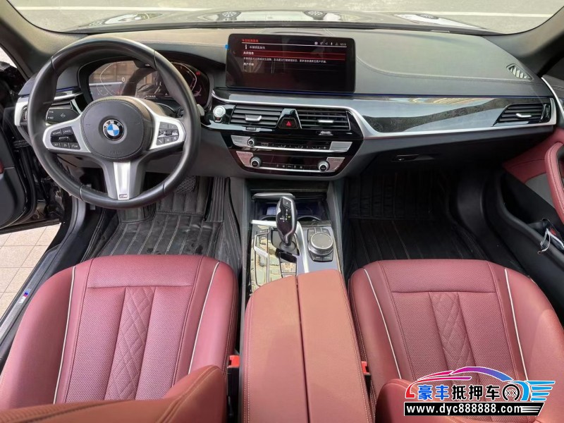 21年宝马5系轿车抵押车出售