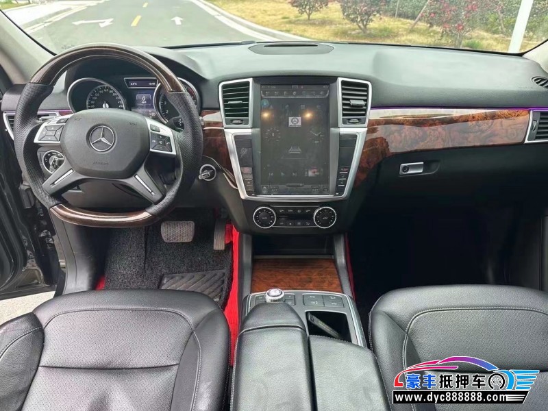 15年奔驰ML轿车抵押车出售