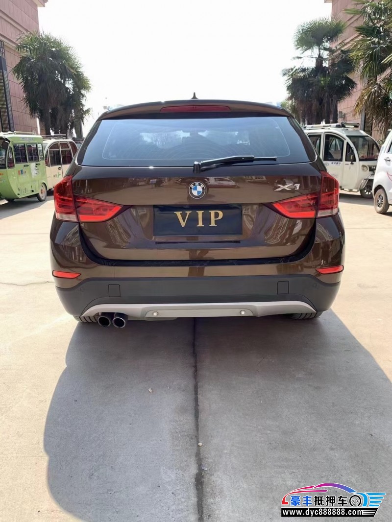 15年宝马X1轿车抵押车出售