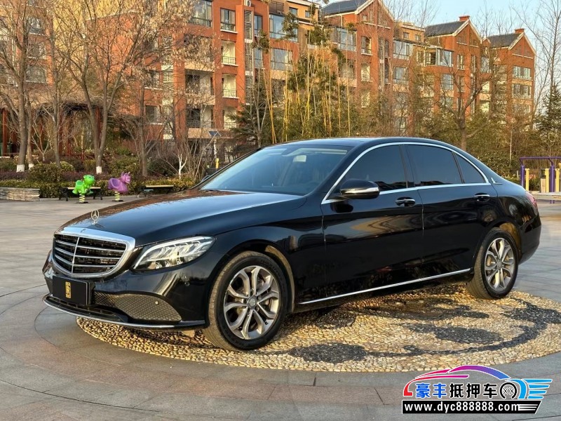 20年奔驰C轿车抵押车出售