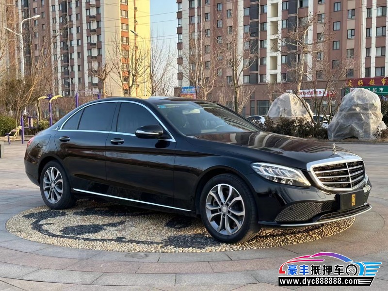 20年奔驰C级轿车抵押车出售