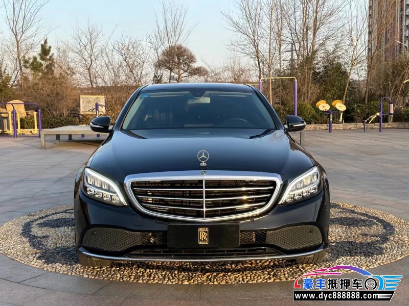 20年奔驰C级轿车抵押车出售