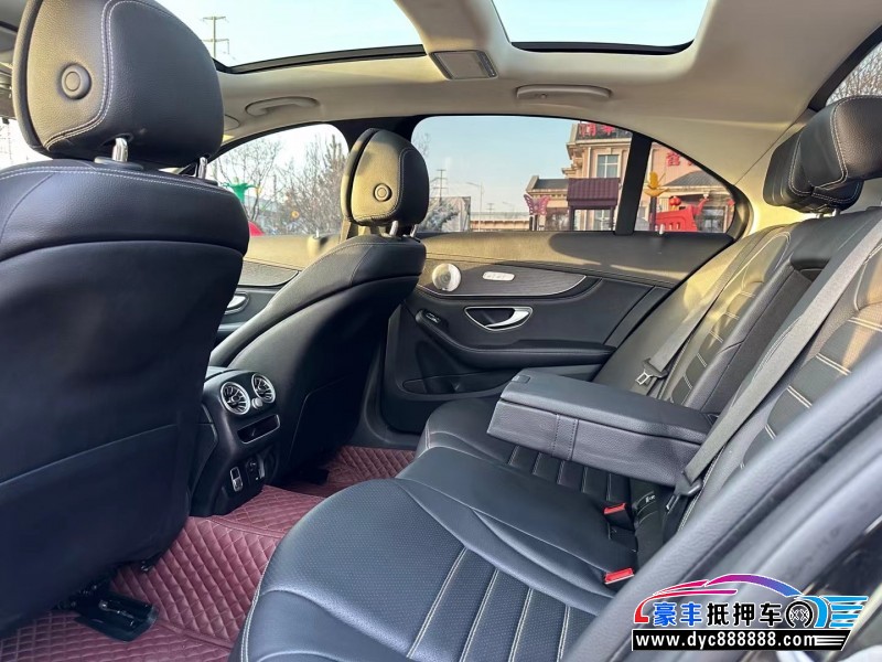 20年奔驰C轿车抵押车出售