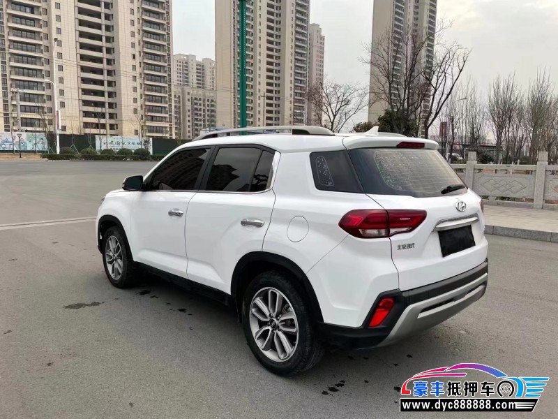 19年现代ix35轿车抵押车出售