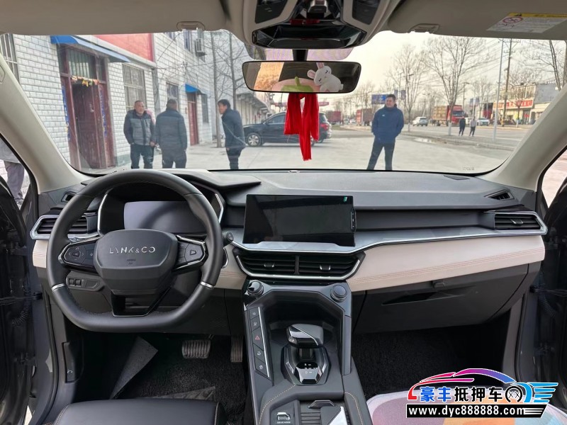 22年领克06轿车抵押车出售