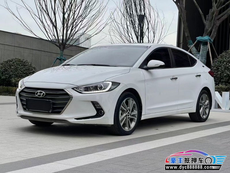 17年现代领动轿车抵押车出售