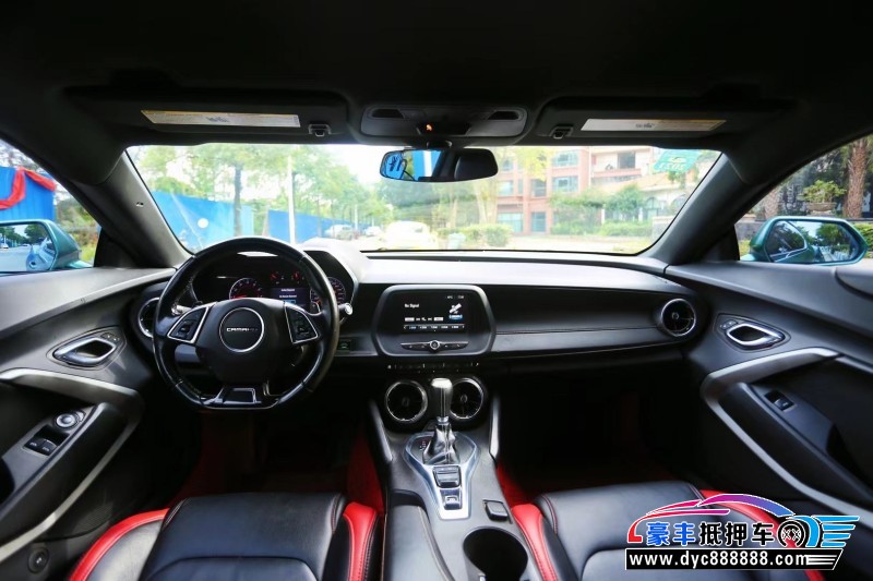 17年雪佛兰科迈罗轿车抵押车出售