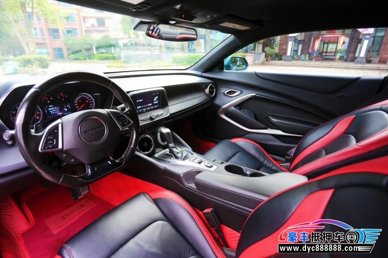 17年雪佛兰科迈罗轿车抵押车出售