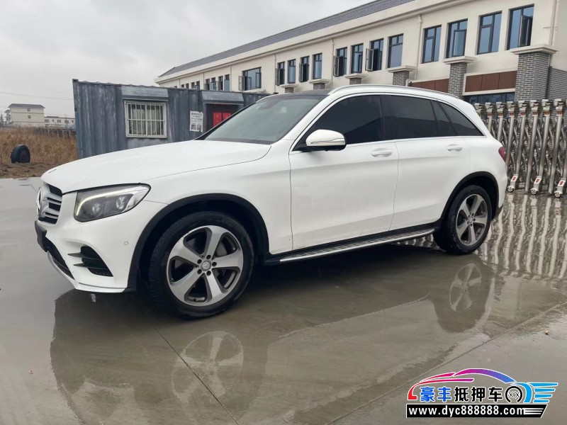 17年奔驰GLCSUV抵押车出售