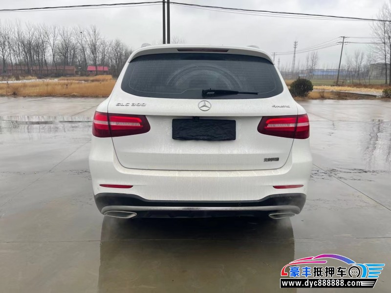 17年奔驰GLCSUV抵押车出售