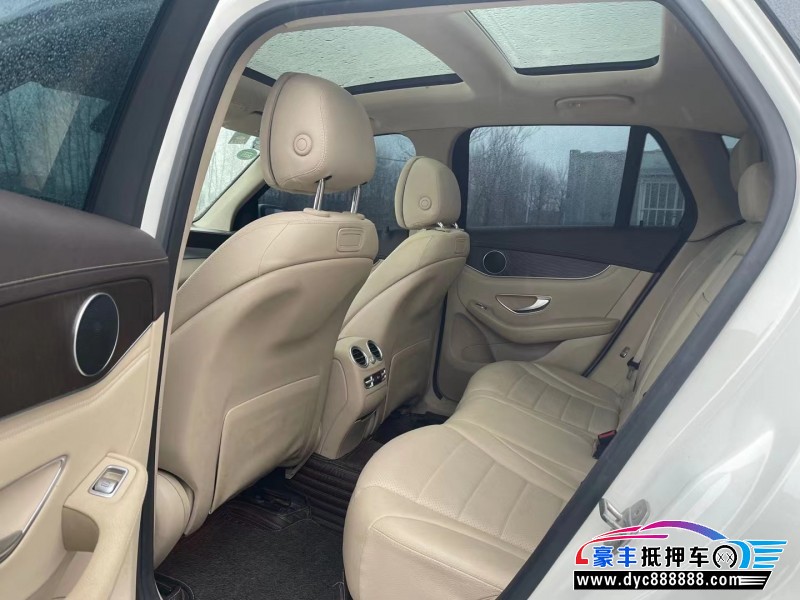 17年奔驰GLCSUV抵押车出售