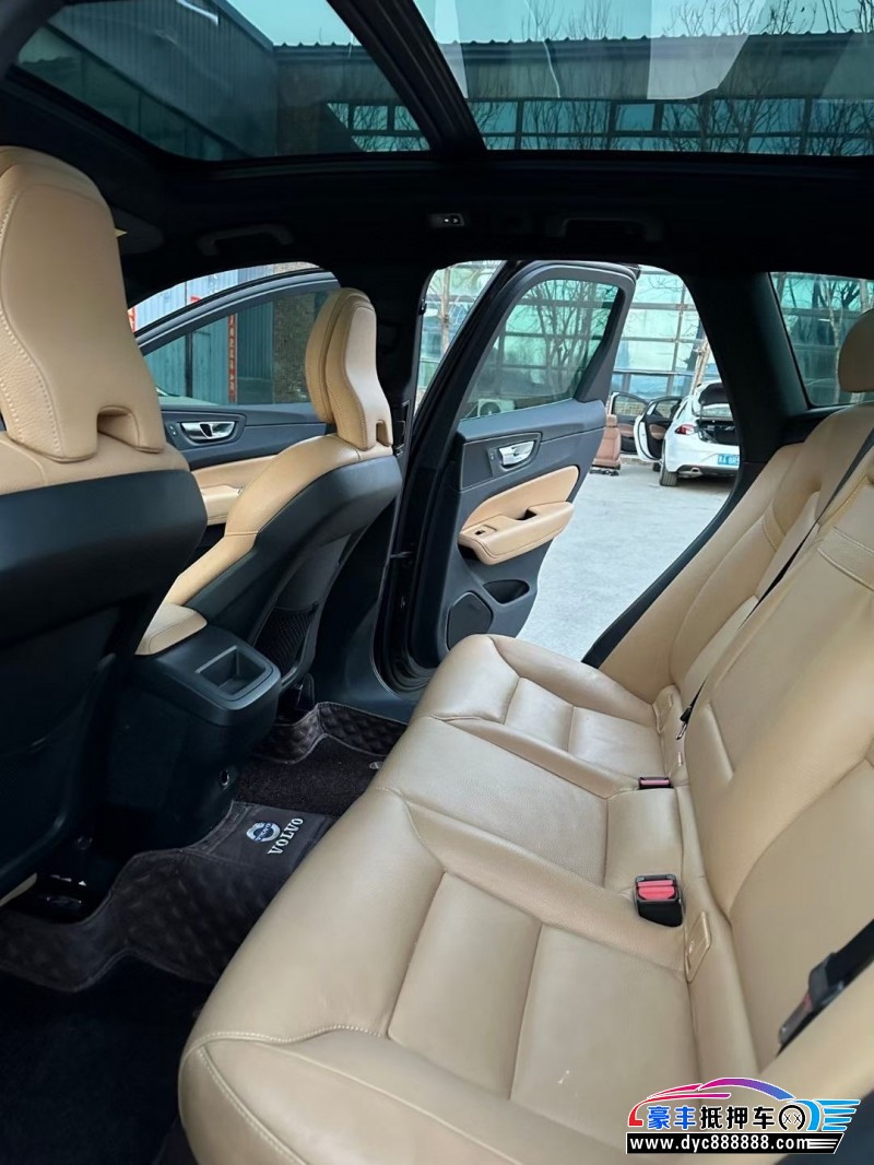 18年沃尔沃XC60轿车抵押车出售