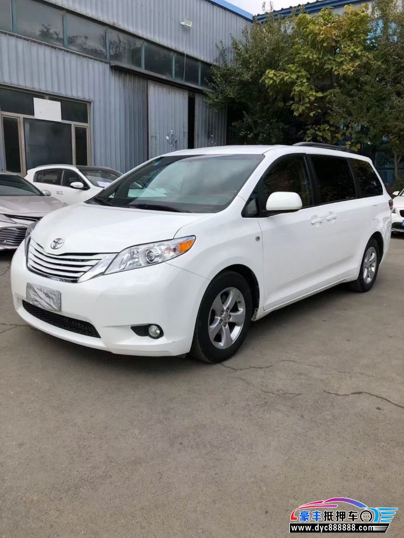 18年丰田塞纳轿车抵押车出售