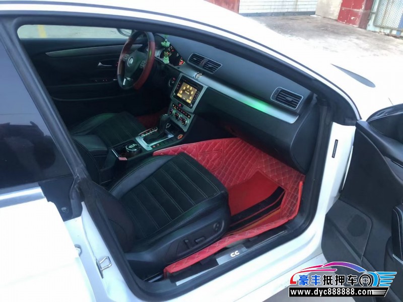 14年大众CC轿车抵押车出售