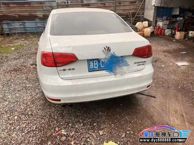 17年大众速腾轿车抵押车出售