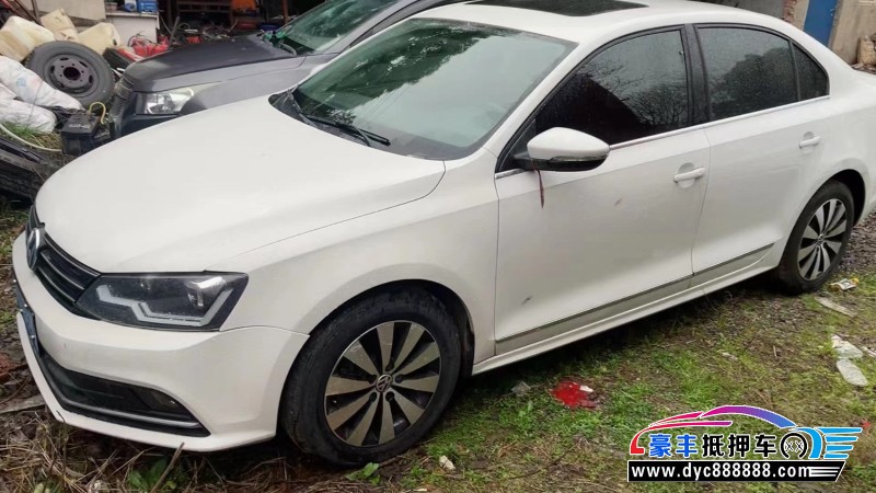 17年大众速腾轿车抵押车出售