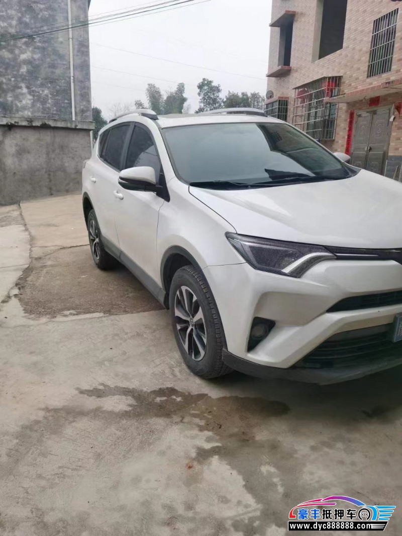 18年丰田RAV4轿车抵押车出售