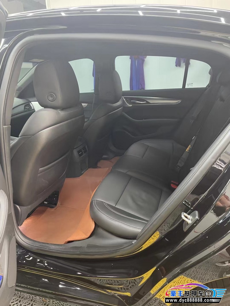 22年凯迪拉克CT5轿车抵押车出售