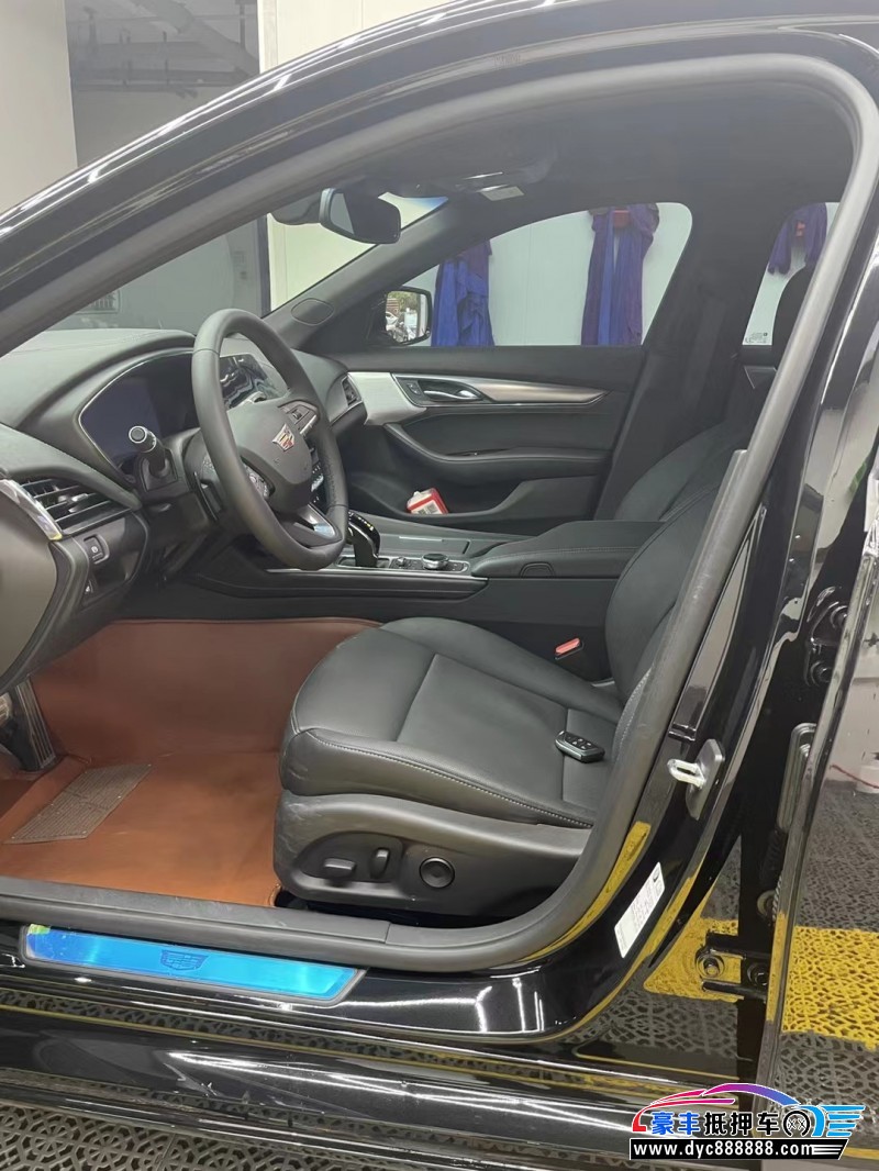 22年凯迪拉克CT5轿车抵押车出售