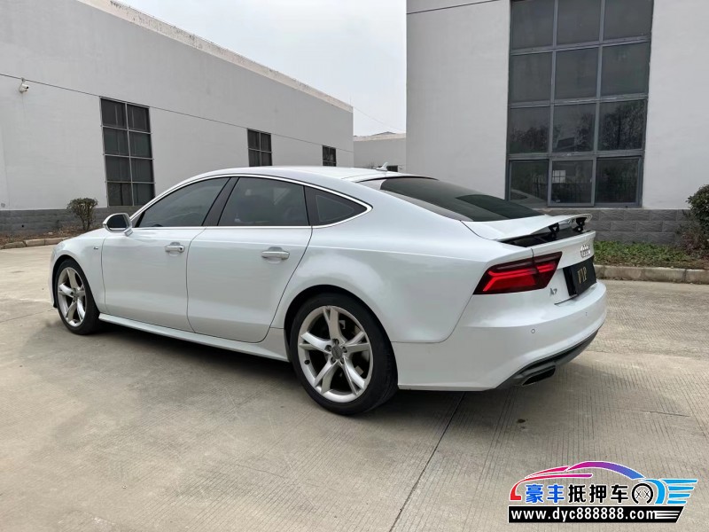 18年奥迪A7轿车抵押车出售