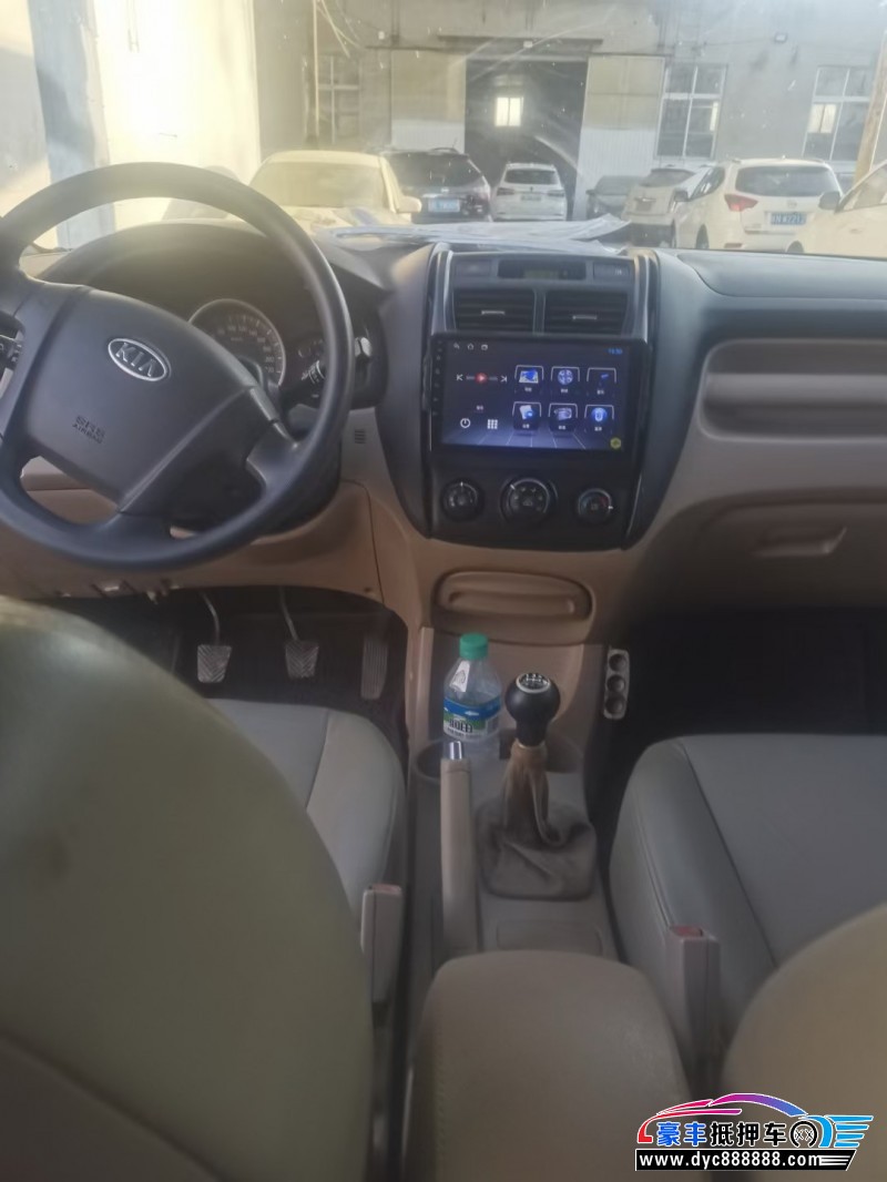 11年起亚狮跑SUV抵押车出售