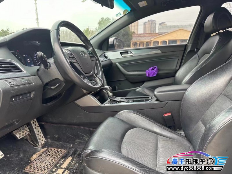 15年现代索纳塔九轿车抵押车出售