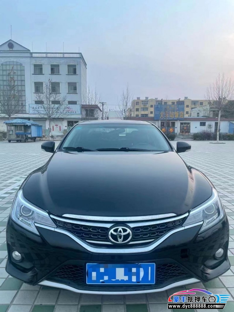 15年丰田锐志轿车抵押车出售