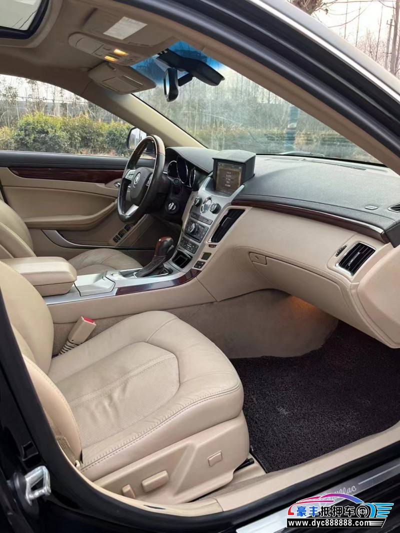 12年凯迪拉克CTS轿车抵押车出售