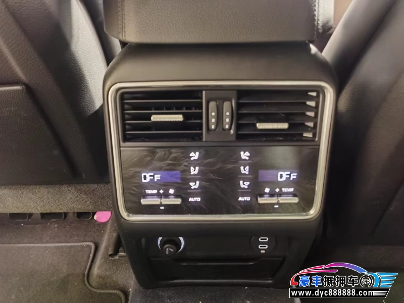 22年保时捷卡宴SUV抵押车出售