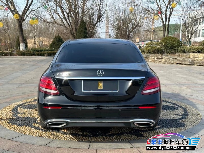 20年奔驰E轿车抵押车出售